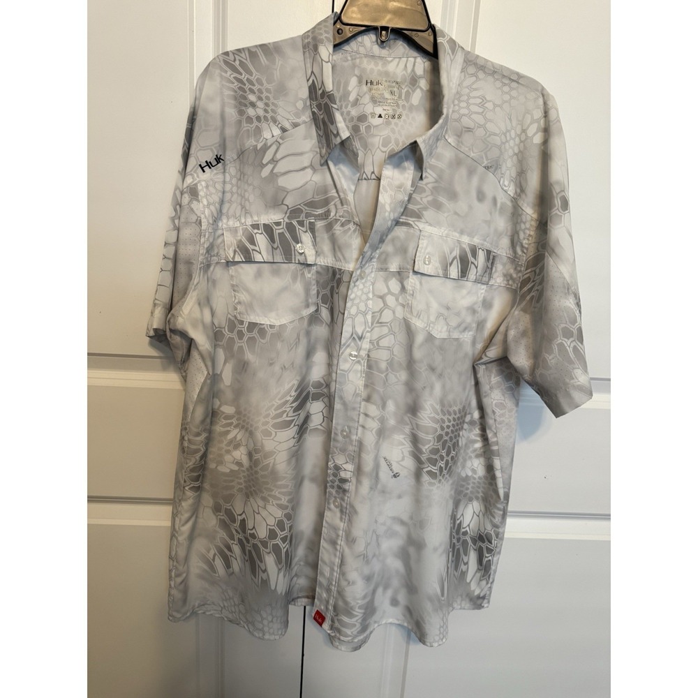 HUK Kryptek Yeti Men's Short Sleeve Performance‎ Fabrics Size XL Button Up EUC